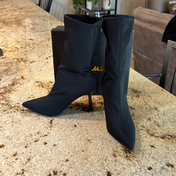 Brand new in box, Amsie Black Knit Pointed-Toe Mid-Calf Sock Boot. - Picture 2 of 5